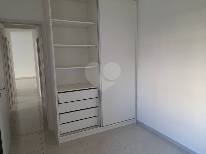 Foto REO400342