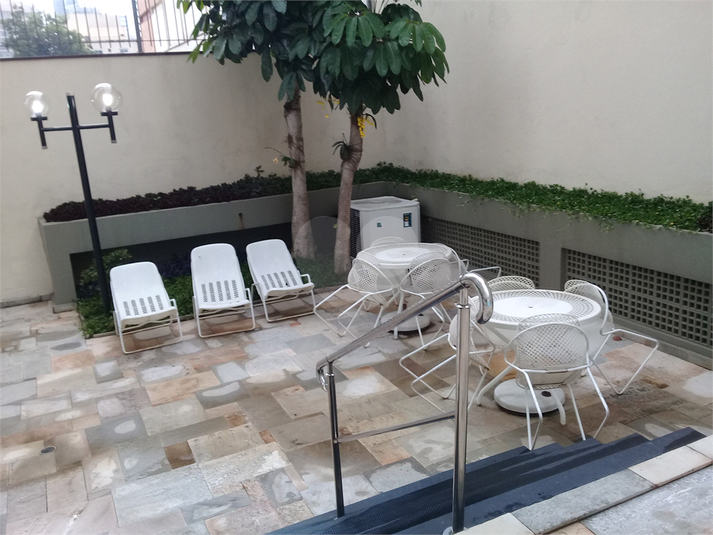 Venda Apartamento São Paulo Santana REO400424 25