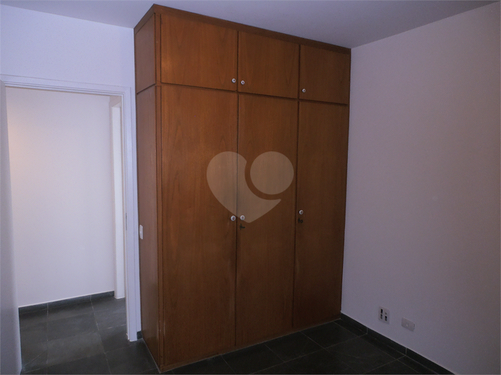 Foto REO400511