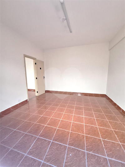 Foto REO401023