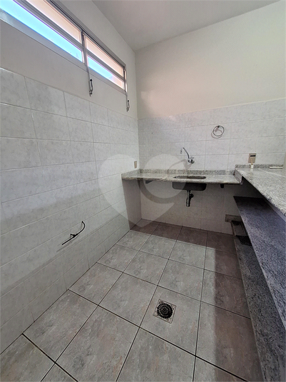 Foto REO401023
