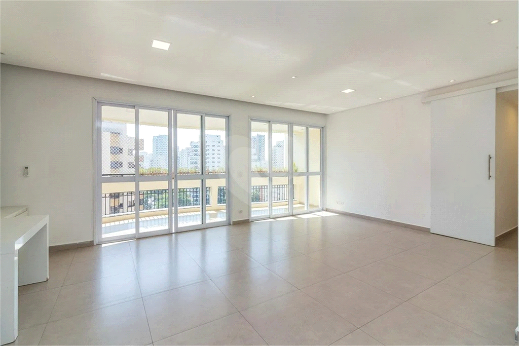 Venda Apartamento São Paulo Indianópolis REO401480 3