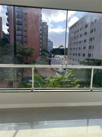 Foto REO401931