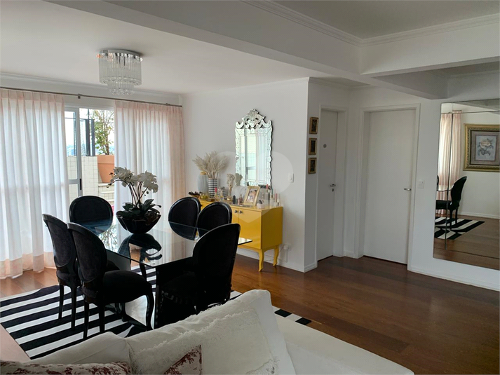 Foto REO402346