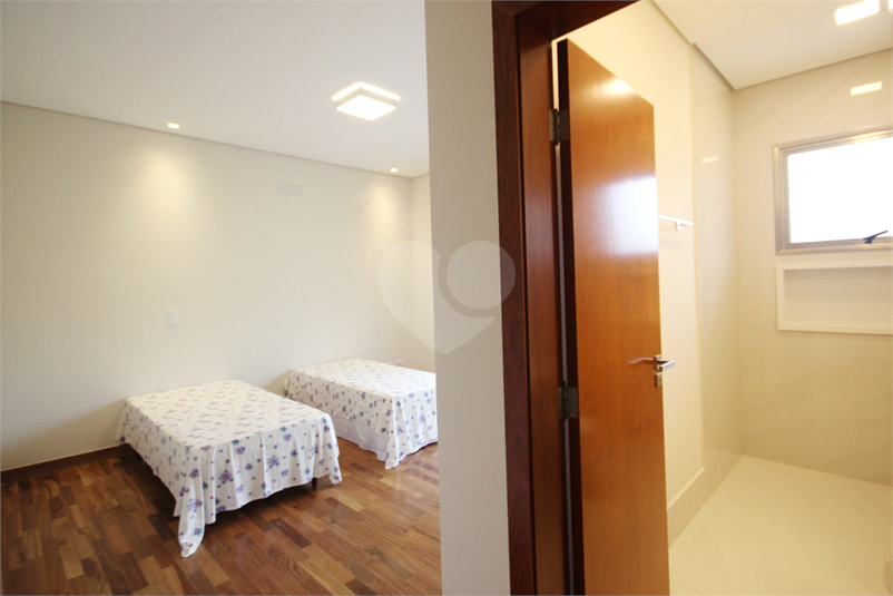 Foto REO407084