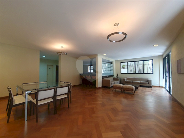 Foto REO41308