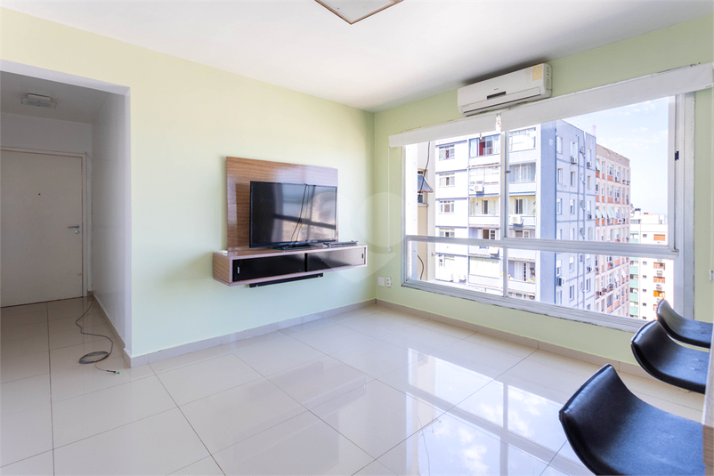 Venda Apartamento Porto Alegre Centro Histórico REO415674 3