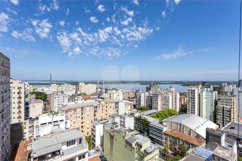 Venda Apartamento Porto Alegre Centro Histórico REO415674 17