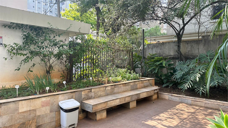 Venda Apartamento São Paulo Bela Vista REO41618 55