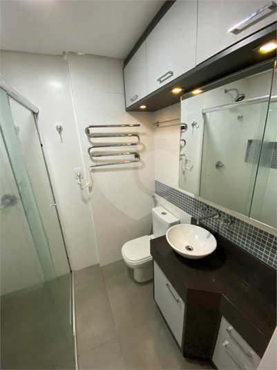 Foto REO416209