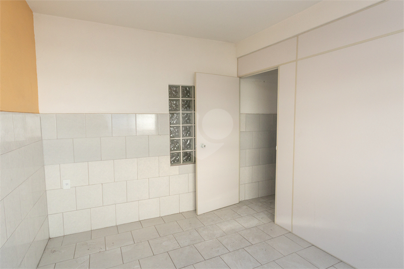Foto REO418039