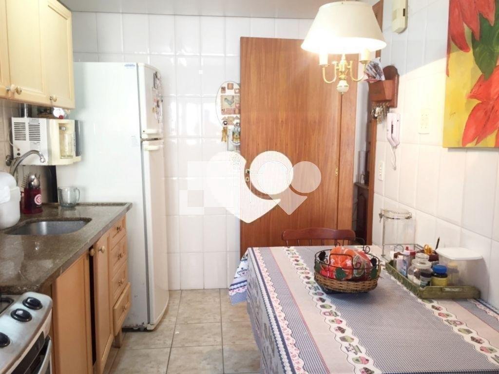 Venda Apartamento Porto Alegre Petrópolis REO420408 8