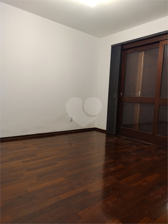 Venda Apartamento Porto Alegre Três Figueiras REO420532 20