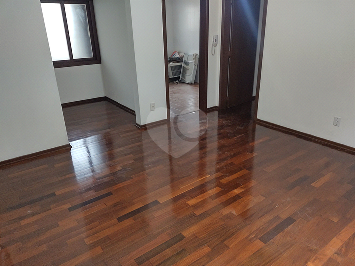 Venda Apartamento Porto Alegre Três Figueiras REO420532 1