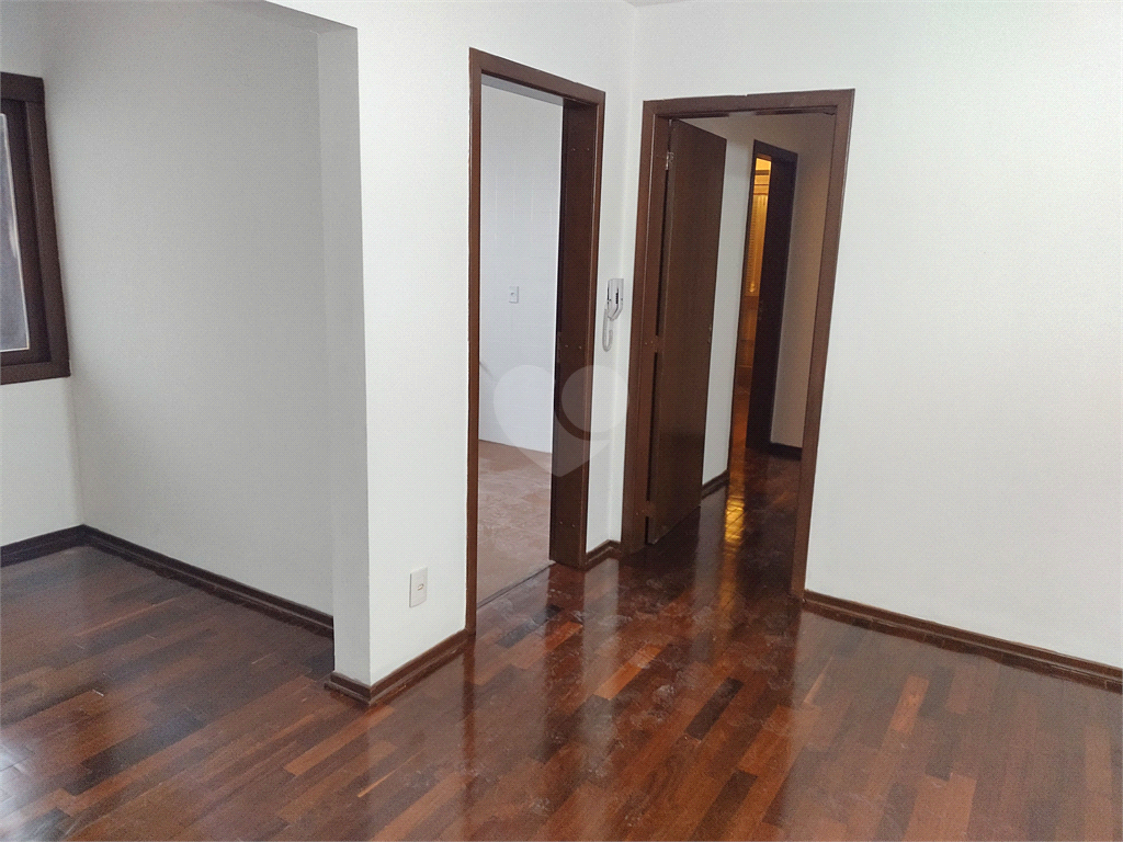 Venda Apartamento Porto Alegre Três Figueiras REO420532 4