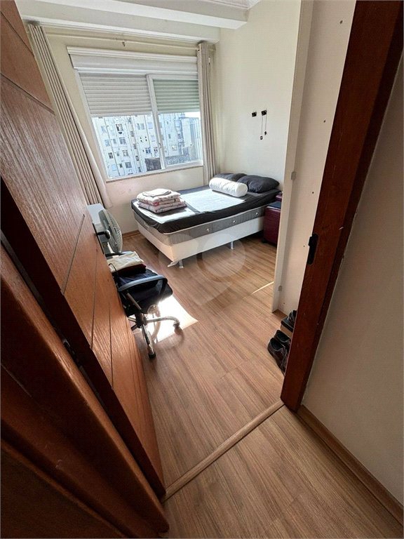 Venda Apartamento Porto Alegre Centro Histórico REO420673 14