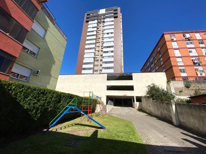 Foto REO421070