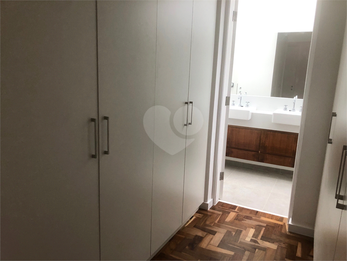 Foto REO42166