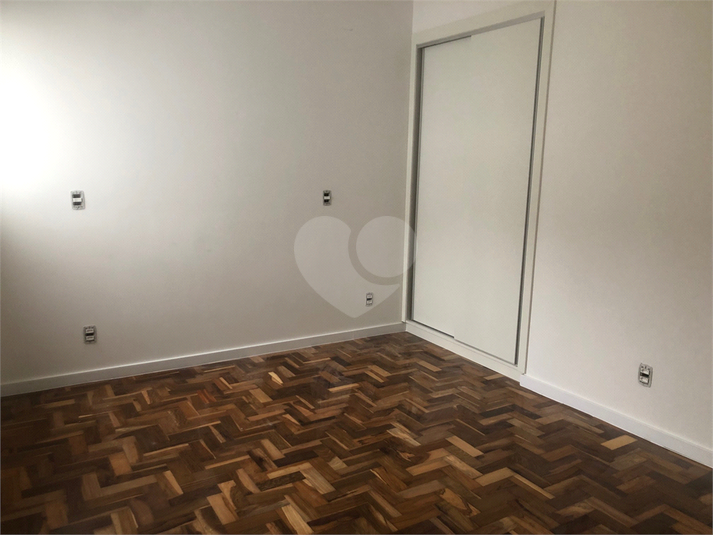 Foto REO42166