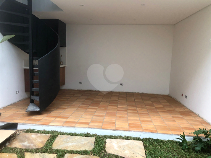 Foto REO42166