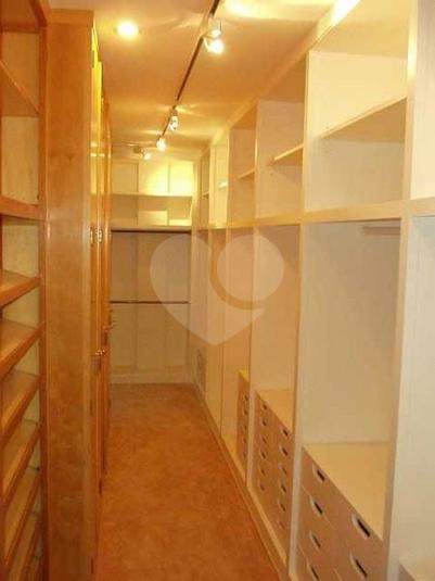 Venda Casa de vila São Paulo Retiro Morumbi REO42443 43