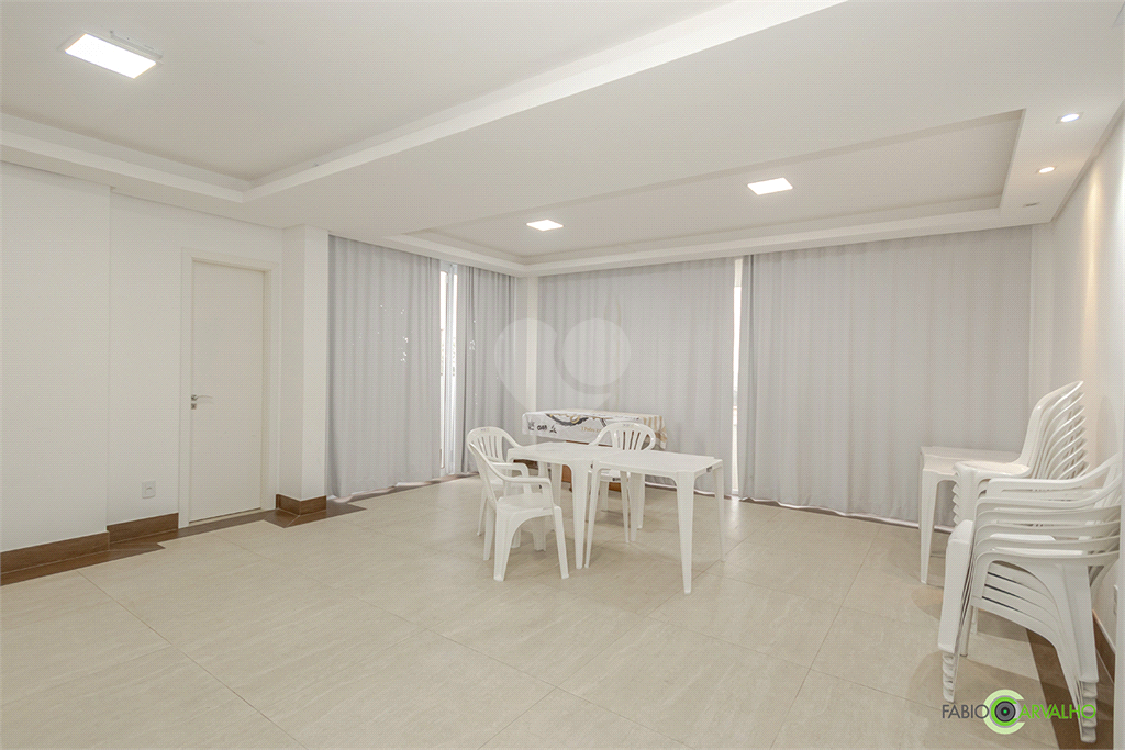 Venda Apartamento Porto Alegre Tristeza REO429869 60