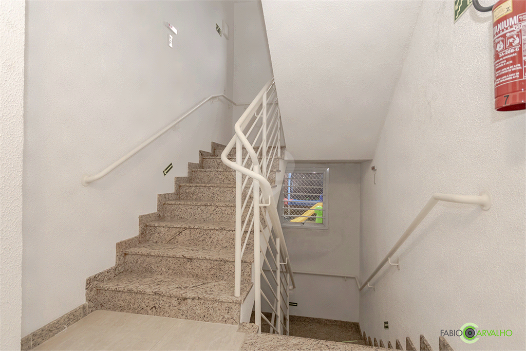 Venda Apartamento Porto Alegre Tristeza REO429869 55