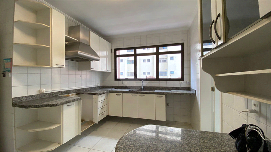 Venda Apartamento São Paulo Moema REO43245 11