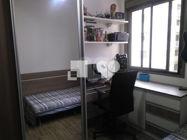 Venda Apartamento Porto Alegre Cavalhada REO434592 21