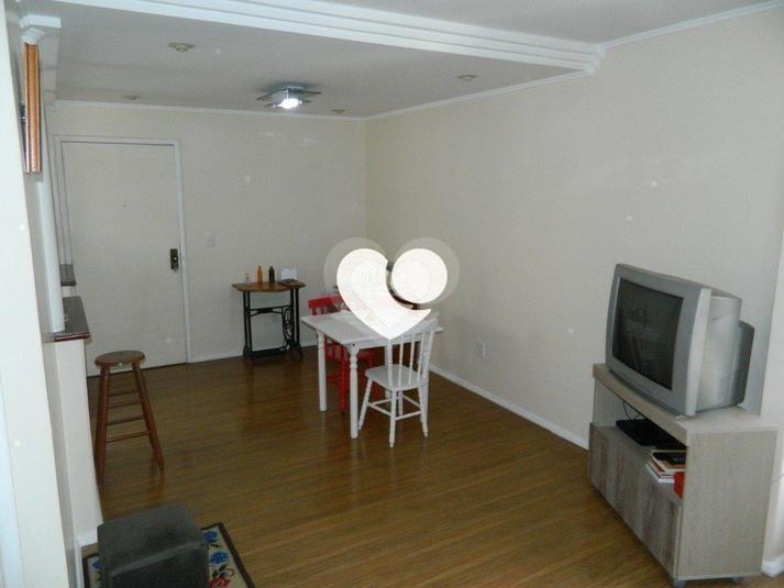 Venda Apartamento Porto Alegre Cristal REO441688 4