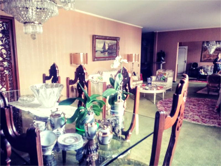 Foto REO442941