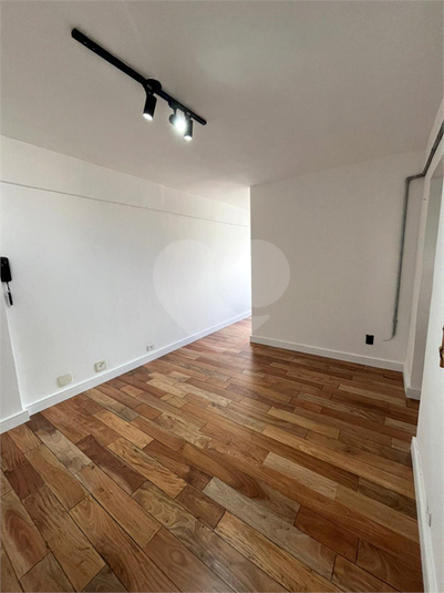 Venda Apartamento São Paulo Liberdade REO443735 2