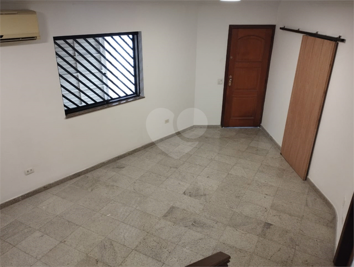 Foto REO448159