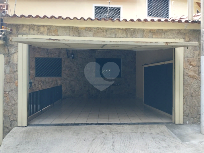 Foto REO448159