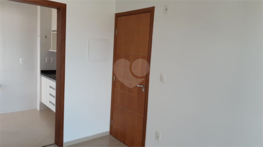 Foto REO448603