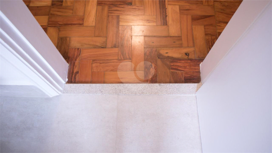 Foto REO449125