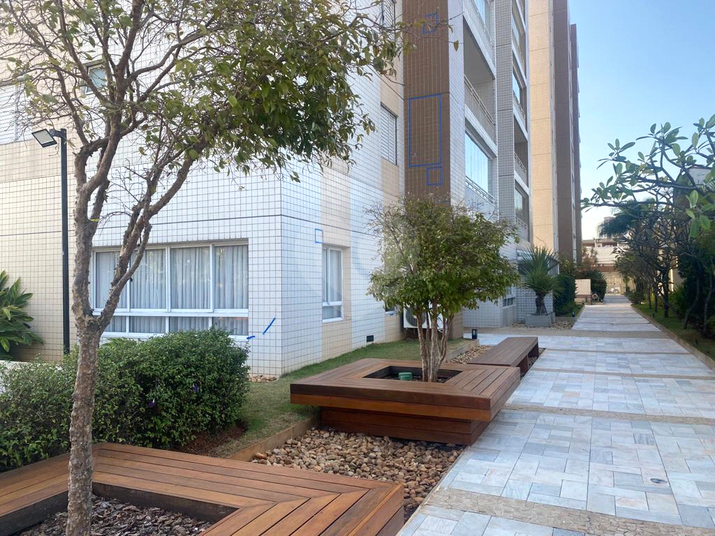 Venda Apartamento São Paulo Carandiru REO4499 25