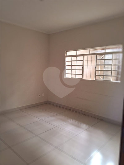 Foto REO451883