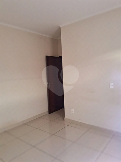 Foto REO451883