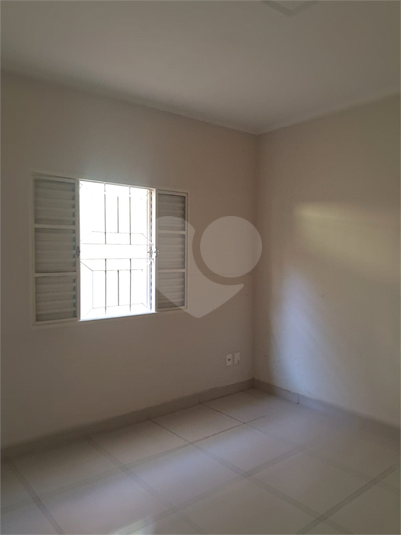 Foto REO451883