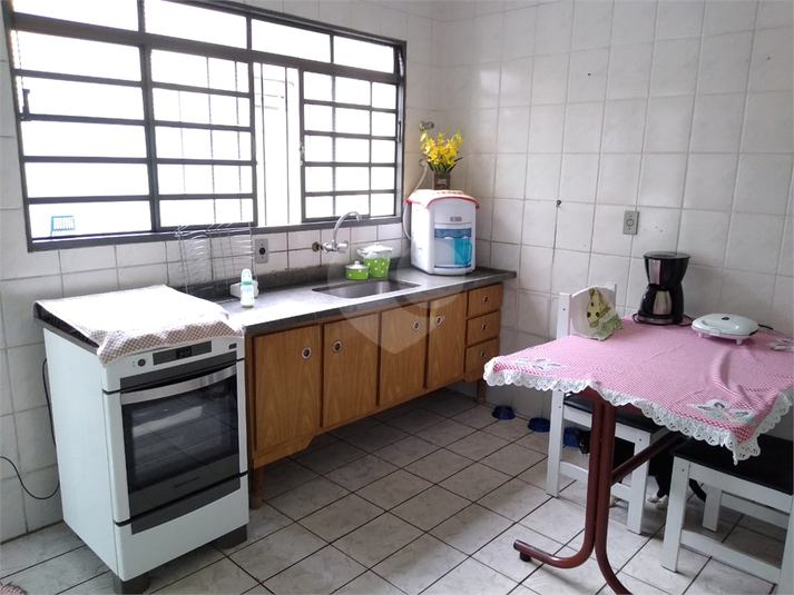 Foto REO451883