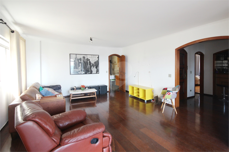 Foto REO453947