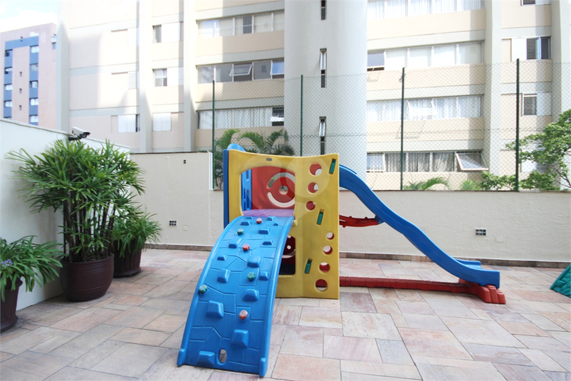 Foto REO453947