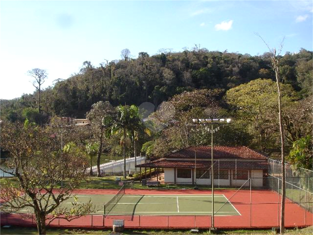 Venda Condomínio Serra Negra Centro REO455117 1