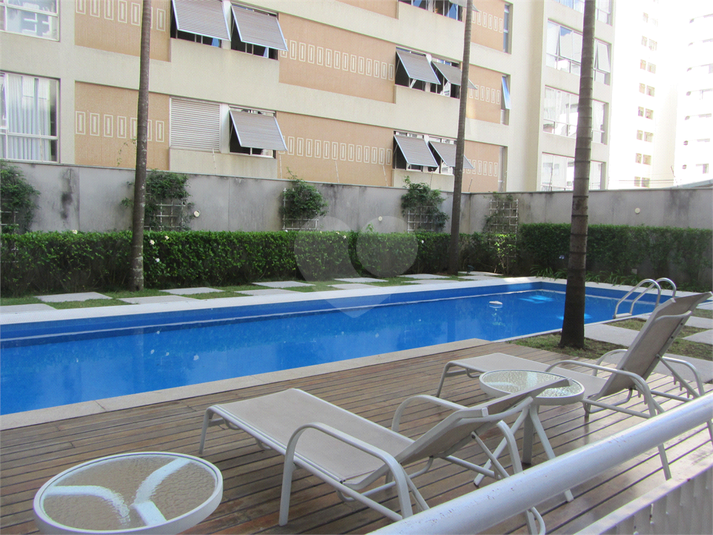 Foto REO456202