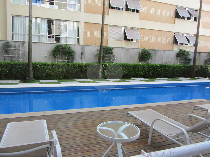 Foto REO456202