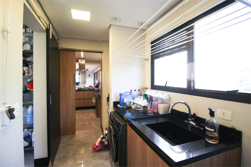 Foto REO456333