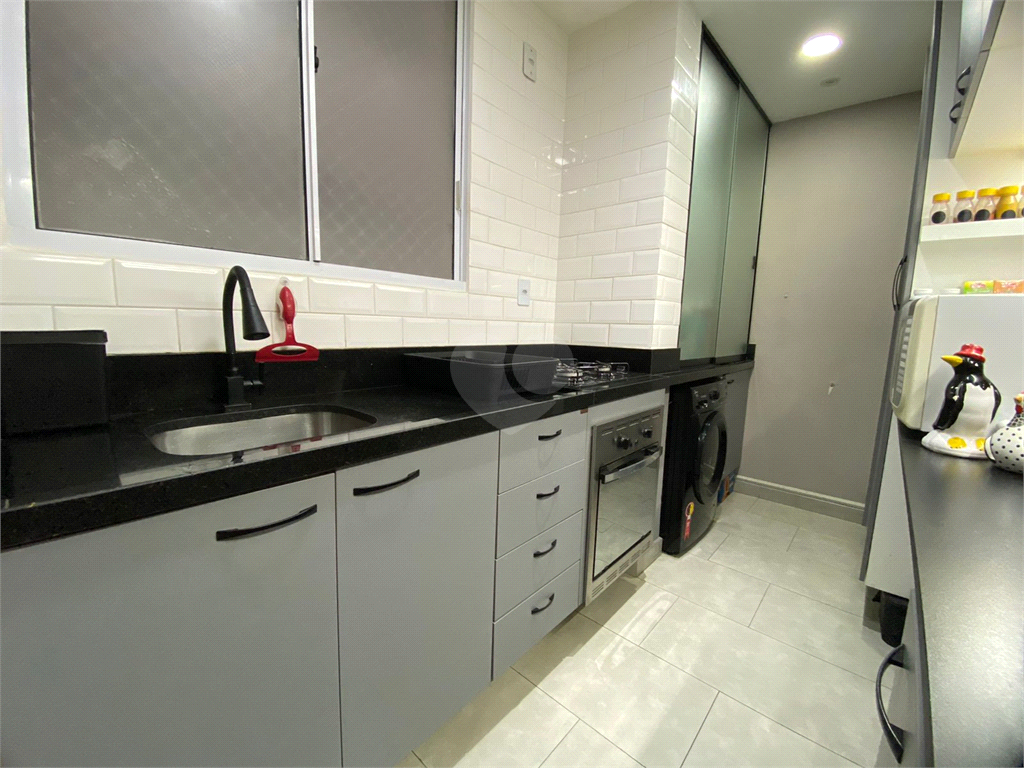 Venda Apartamento São Paulo Liberdade REO457190 6