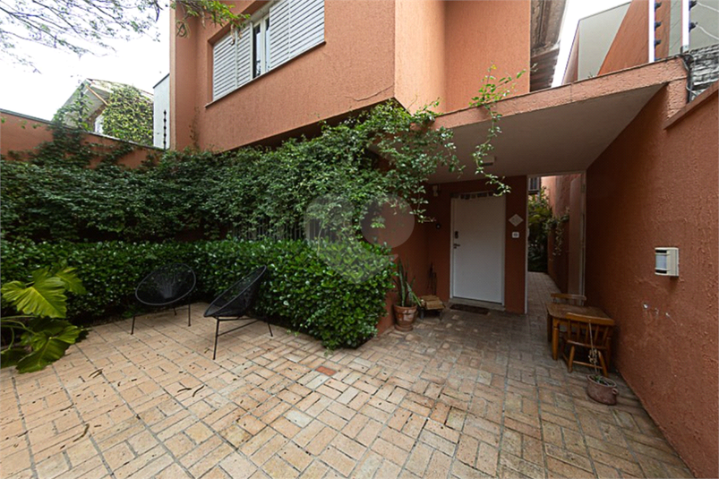 Venda Sobrado São Paulo Jardim América REO459301 21