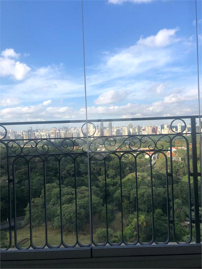 Foto REO460121